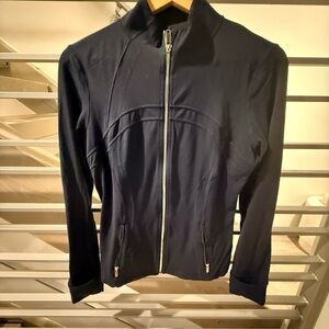 Lululemon Define Jacket Nulu - True Navy w/Silver Zippers - like new - size 10